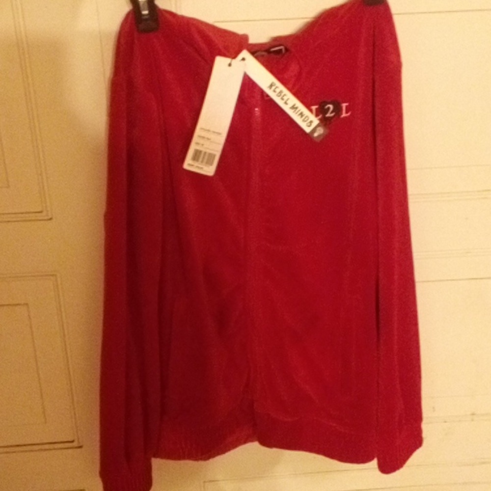 rebel minds fuzzy sweatsuit, size medium, color red